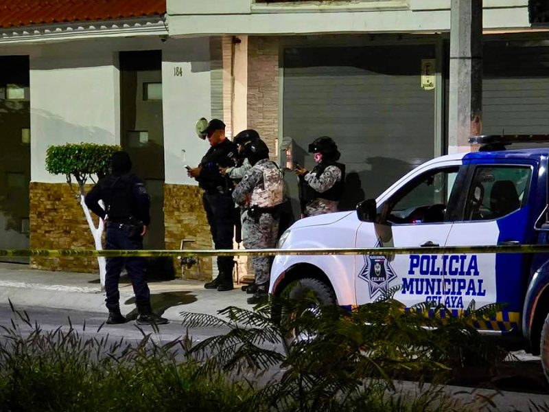 Celaya: Familiares entran a una casa en Los Olivos y hallan a Óscar asesinado en la cocina