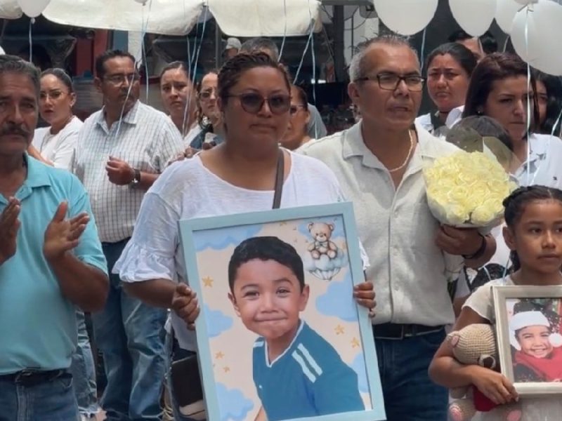 Despiden con globos a Pepito; “lo más factible es ya no saber si alguien fue”, afirma su tío