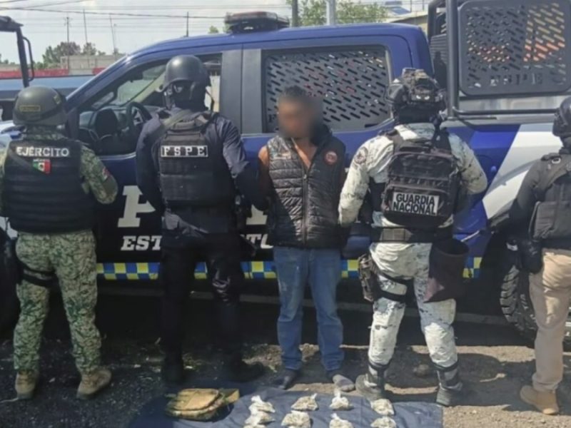 Cae presunto distribuidor de droga con más de 400 dosis de marihuana en Jaral