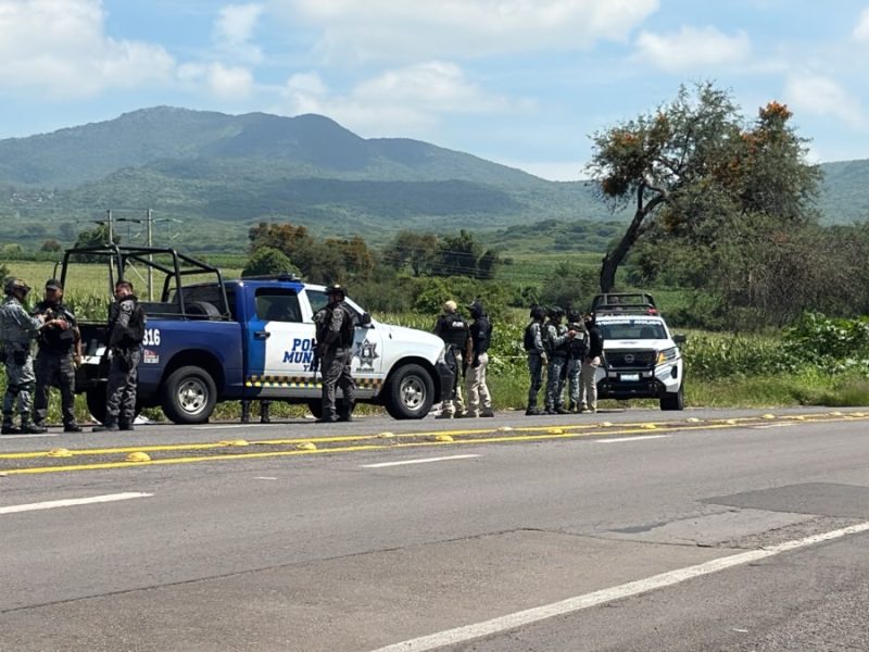 Desmembrados y baleados hallan los cuerpos de dos hombres en carretera de Yuriria