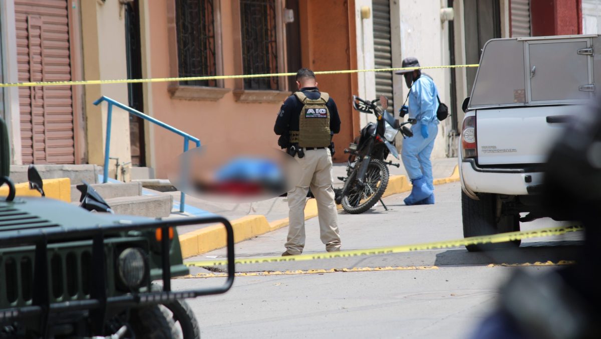 Asesinan a hombre afuera del Registro Público en Pénjamo