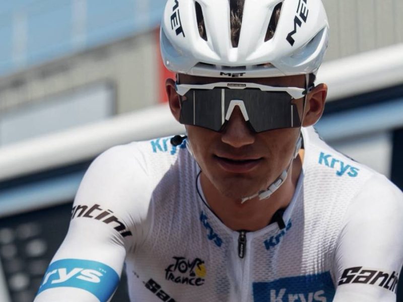 Isaac del Toro sigue entre los mejores del Tour de Francia 2026 y conserva el maillot blanco tras nueve etapas