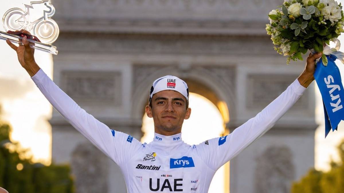 Isaac del Toro reveló que corrió enfermo el Tour de Francia 2026; aun así logró un histórico podio para México - Foto Tour de Francia.