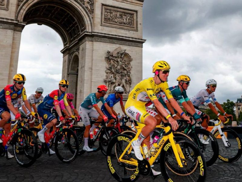 Isaac del Toro hace historia y conquista el podio del Tour de Francia 2026 en su debut