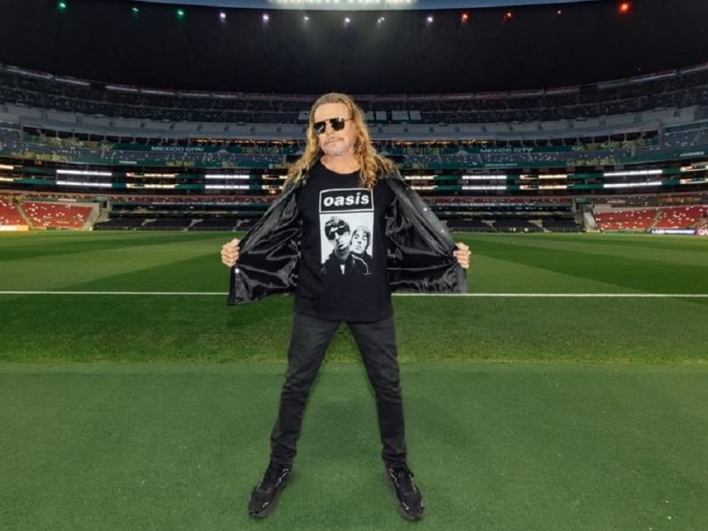 Maná vs Oasis: Fher Olvera enciende el México vs Inglaterra con playera de la banda británica