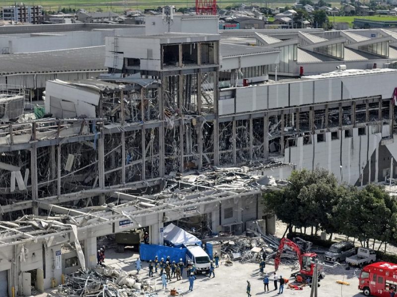 Se agota el tiempo para encontrar sobrevivientes del terremoto en Japón
