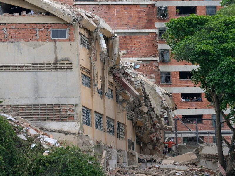 Desgracia en Venezuela ya se acerca a 3 mil muertos tra devastadores terremotos