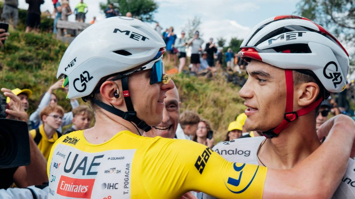 Isaac del Toro defiende el podio del Tour de Francia 2026 y resiste el ataque de Paul Seixas - Foto: Team UAE.