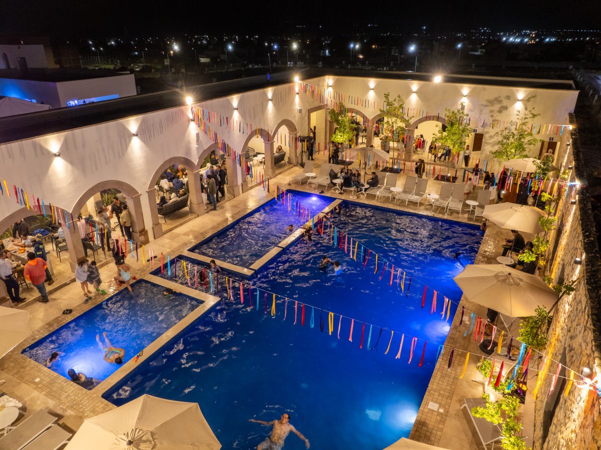 Jardines de Allende inauguró su Casa Club