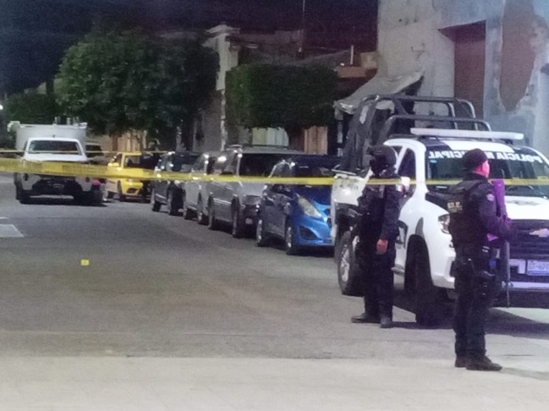 Asesinan a hombre afuera de local en la zona Centro de San Francisco del Rincón