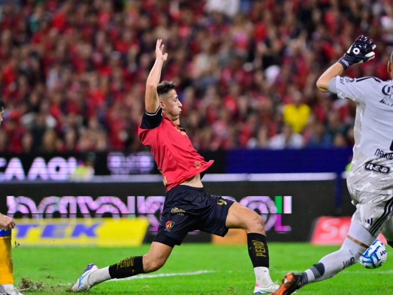Nahuel comete error, Brunetta falla penal y Tigres pierde ante Atlas