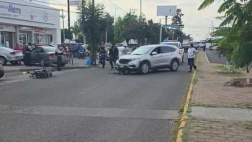 Choque múltiple deja tres heridos en bulevar Morelos de Salamanca