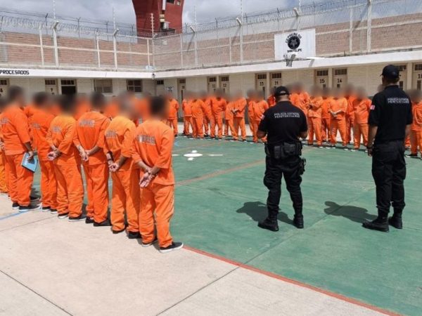 Alcanzan cárceles de Guanajuato pico de sobrepoblación; Irapuato es el caso más crítico