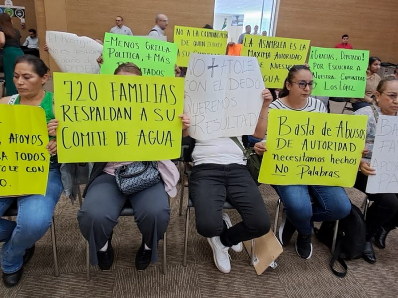 Habitantes de Los López rechazan conectarse a Sapal; protestan en el Congreso
