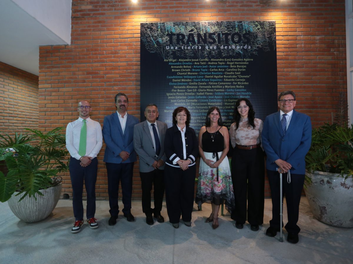 “Tránsitos, Una Tierra que Desborda”: La Salle Bajío reúne 100 obras y 78 artistas en su exposición del Cervantino que puedes visitar en León.