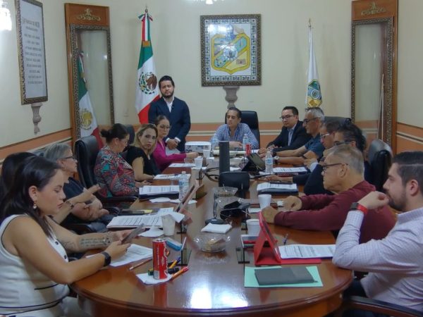 Chocan en San Francisco del Rincón por pago de 130 mil pesos para asesoría reglamentaria