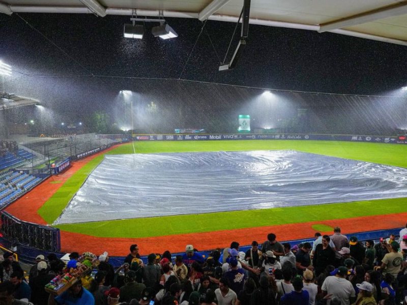 Duelo de 15 carreras suspendido por aguacero: así se reanudará la batalla entre León y Tabasco