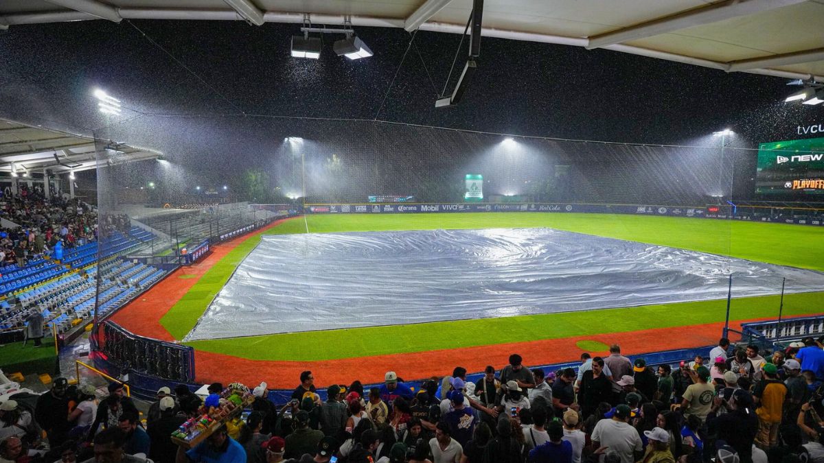 El juego entre Olmecas y Bravos fue detenido por lluvia. Bravos de León.