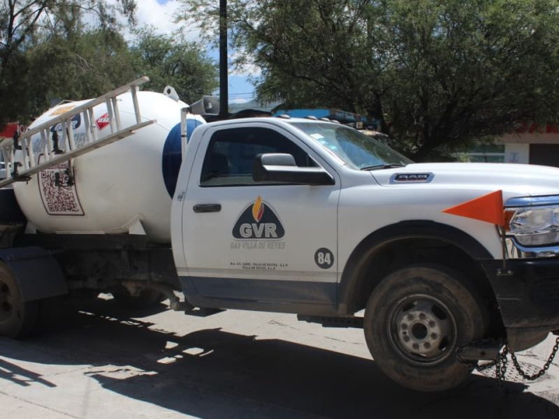 Gas Villa de Reyes denuncia ataques en León: Disparan a pipa y amenazan a empleados