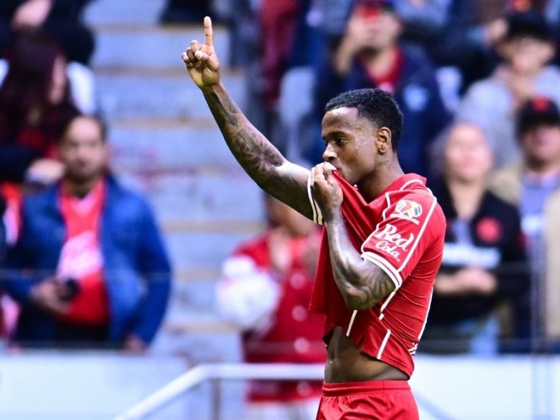 Toluca negocia la venta de Helinho al CSKA de Moscú por 12 millones de dólares