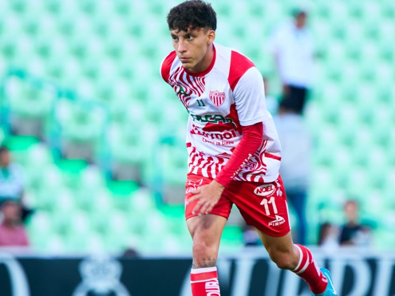 Cruz Azul negocia para contar con Heriberto Jurado