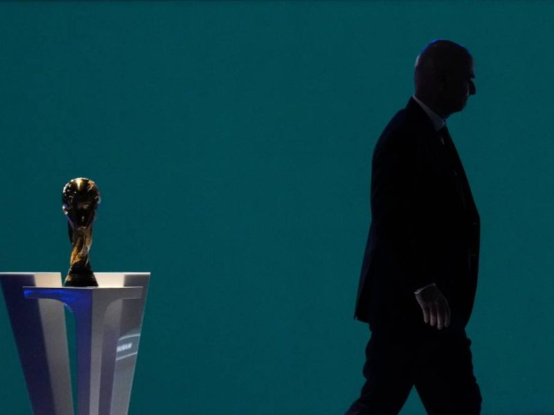 Gianni Infantino recibe apoyo interno en reunión ante crisis y sigue como presidente de FIFA