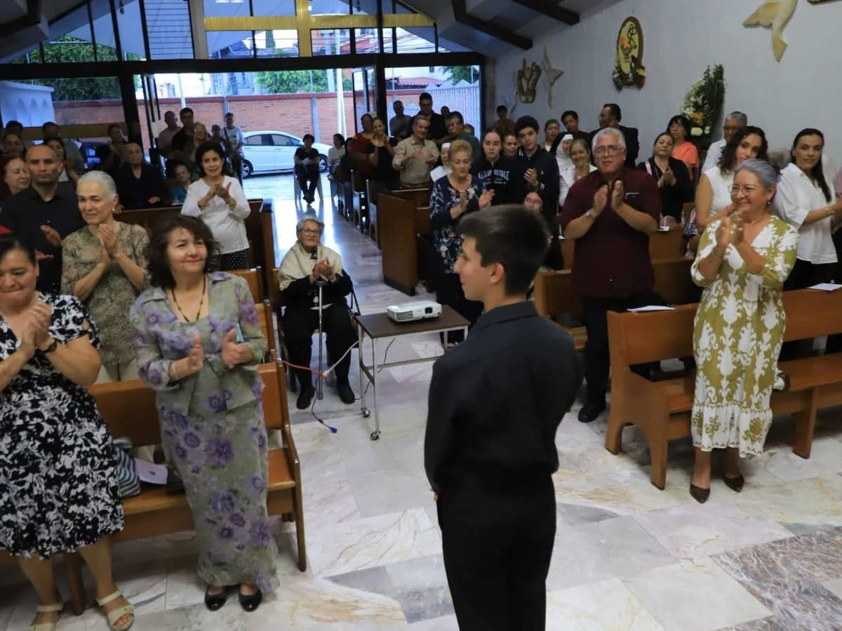 Josep María Solé Guerrero: Joven de 16 años debuta como organista en León 