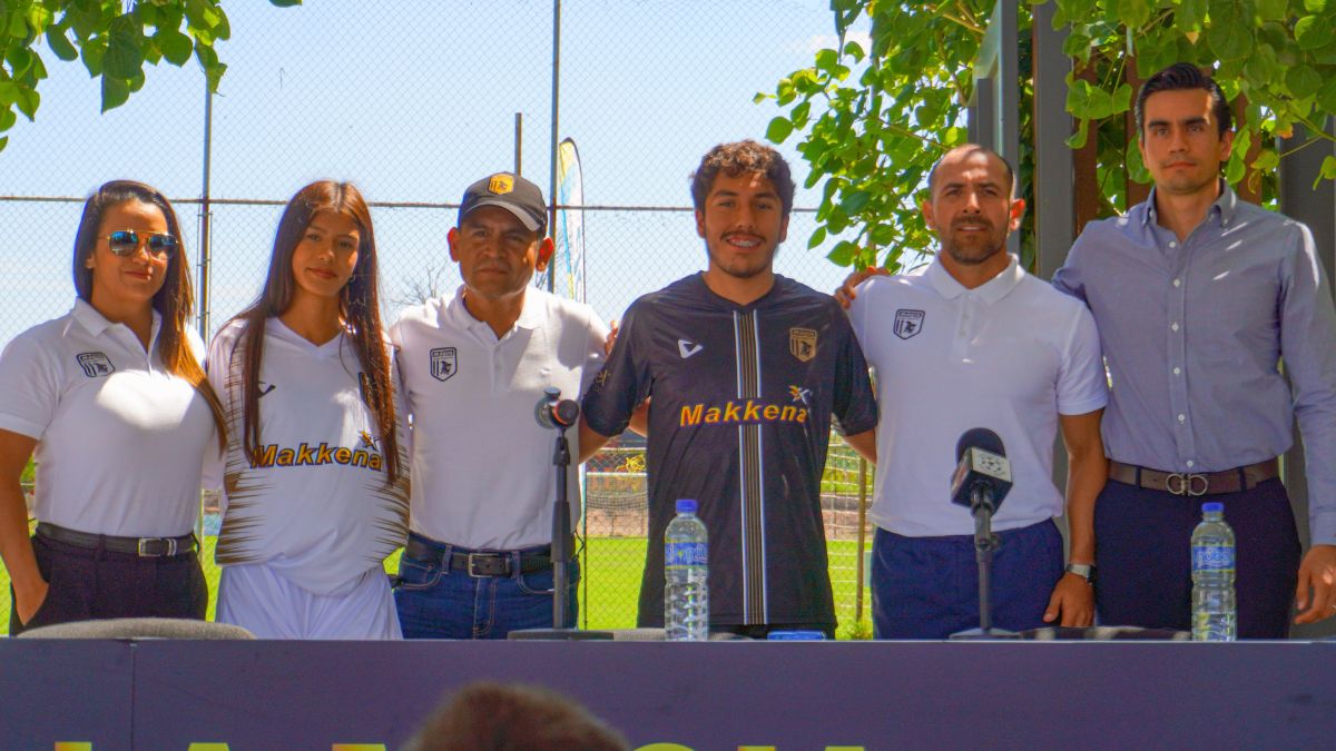 La presentación de los equipos de Magos Unión Deportiva. Martín Saldaña.