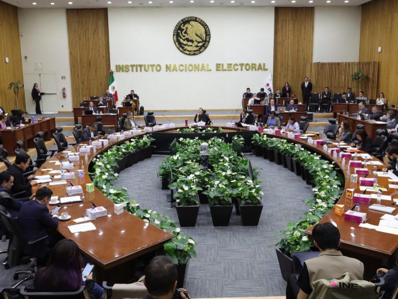 Defiende INE contrato con empresa del fallido examen de la UNAM; descarta fallas