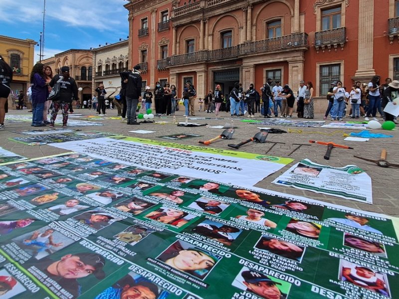 “Guanajuato está incompleto”: Marchan en León por víctimas de desaparición forzada