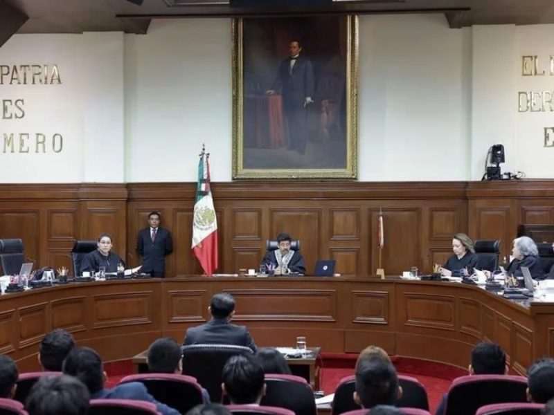 “Ministros tienen buen salario… que tengan humildad”, reacciona Presidenta a sus lujos
