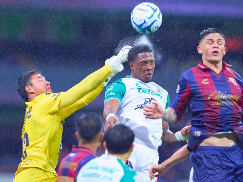 ¡De último minuto! El golazo de otro partido que le agrió la noche a León