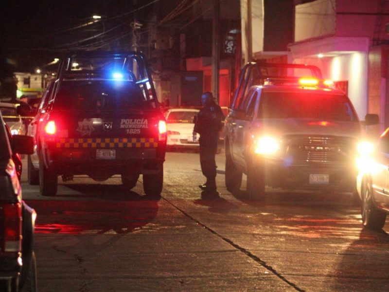 Riña entre pandillas deja un muerto y tres heridos en dos colonias de Irapuato