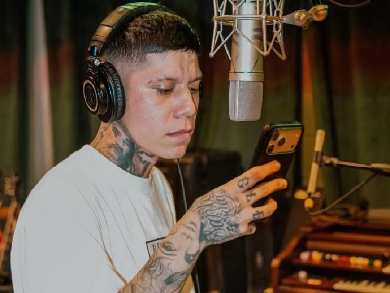 Santa Fe Klan regalará tatuajes, cortes de cabello y hasta boletos para pelea de Camila Zamorano