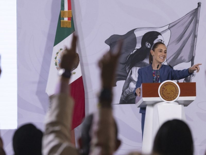‘Que den su conferencia’, niega Claudia derecho de réplica en mañaneras tras petición del PAN