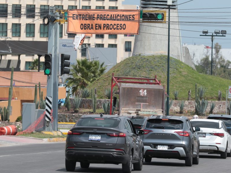 Acusan tráfico insoportable en La Antorcha de León