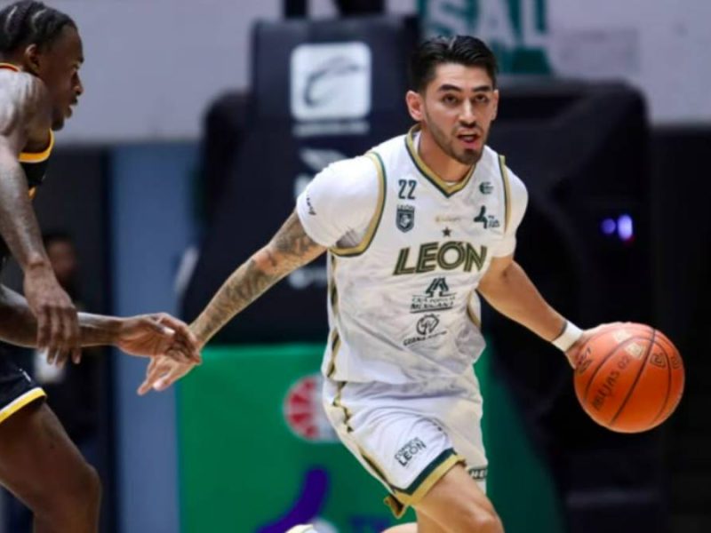 Abejas de León cae en el segundo de la Serie ante Panteras de Aguascalientes 