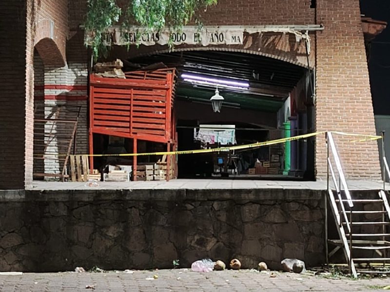 Matan a hombre dentro de local en la Central de Abastos