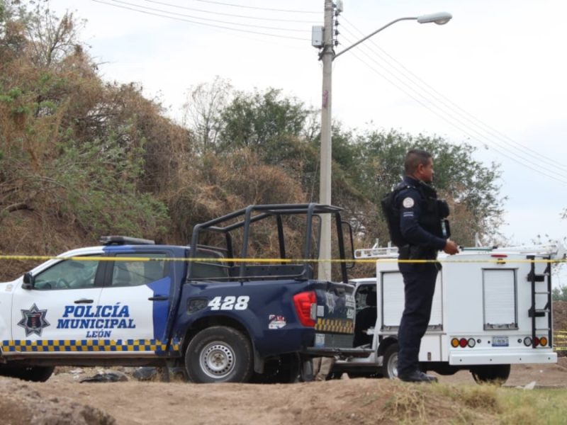 Hallan cadáver con huellas de violencia cerca de comunidad Ojo de Agua de los Reyes