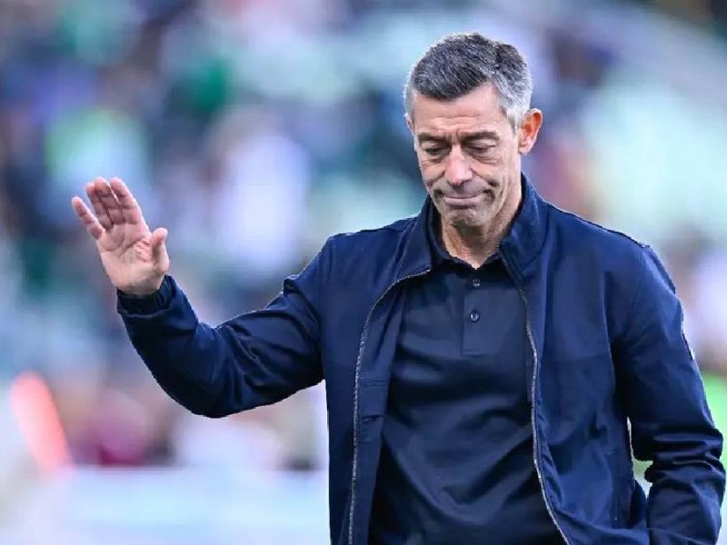 Pedro Caixinha fuera de FC Juárez