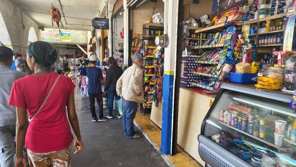 Crisis en Moroleón y Uriangato: desempleo textil y precios pegan a canasta básica