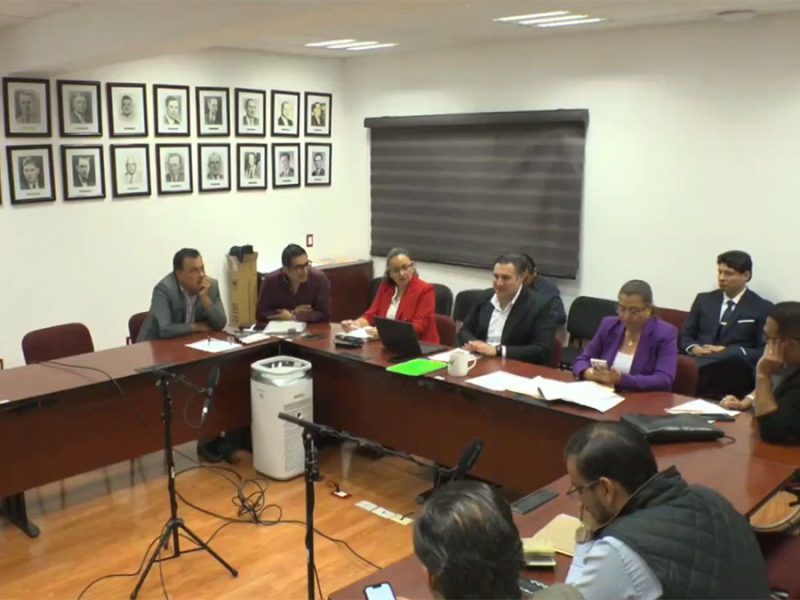 Familias en Celaya dejan al final la compra de calzado escolar por falta de dinero