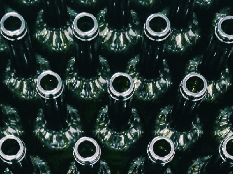 Lidera Guanajuato intoxicación por alcohol en México; exigen frenar adulteración