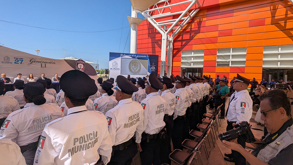 Irapuato graduación policías