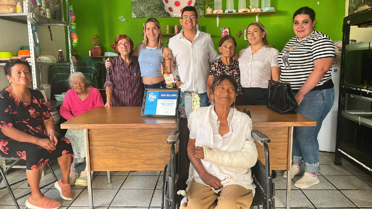 adultos mayores León