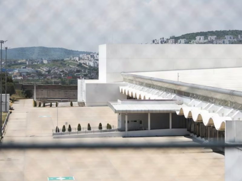 La megafarmacia de AMLO ya no es ni bodega… hoy está vacía y desolada