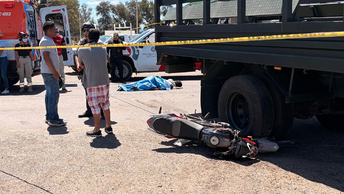 motociclista muere camión ejército