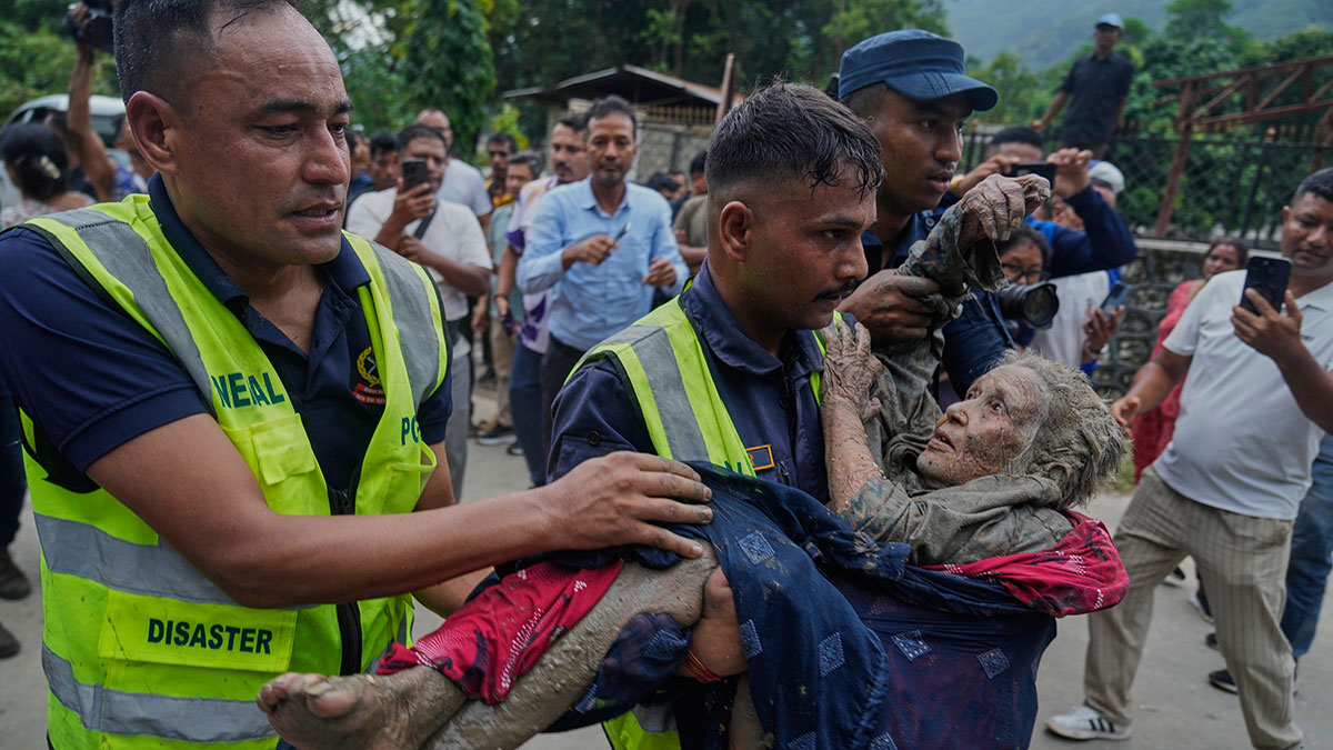 Nepal China inundación muertos