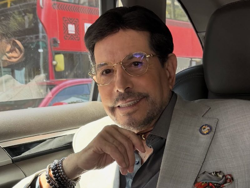 Pepillo Origel presenta su pasión por la pintura en la exposición ‘Arte es Origel’
