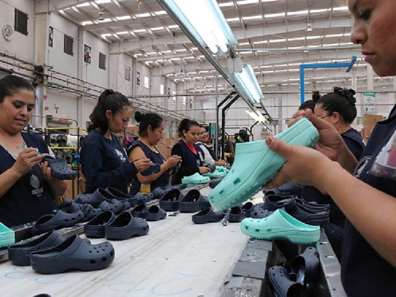 Invitan a empresarios de Guanajuato a pagar salario digno mínimo de $14 mil 400 al mes